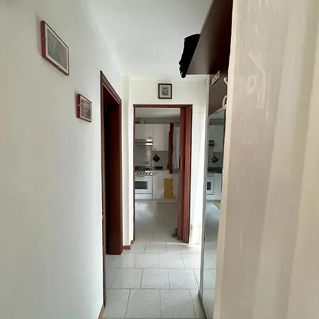 A Pochi Passi Dal Mare Apartment *
